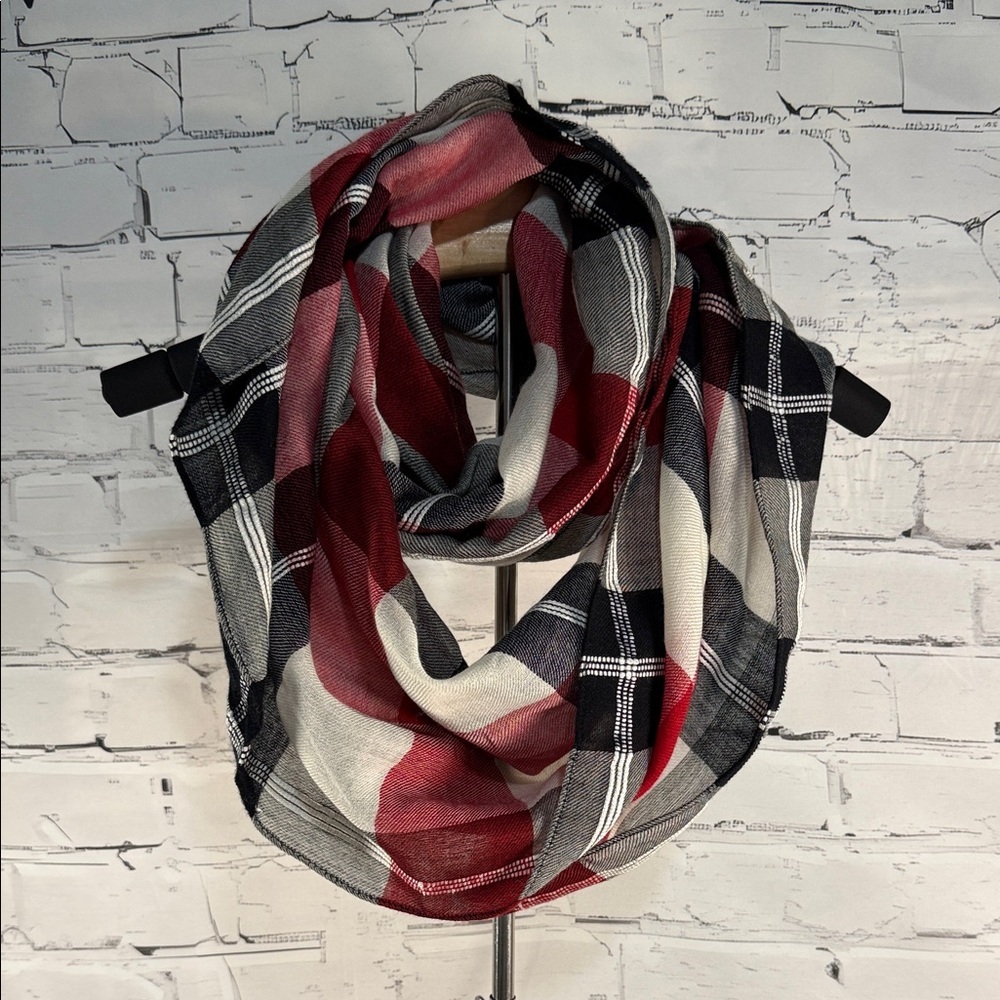 LOFT Plaid Infinity Scarf - Red, Black, White Preppy Academia Cityscape NYC Wool